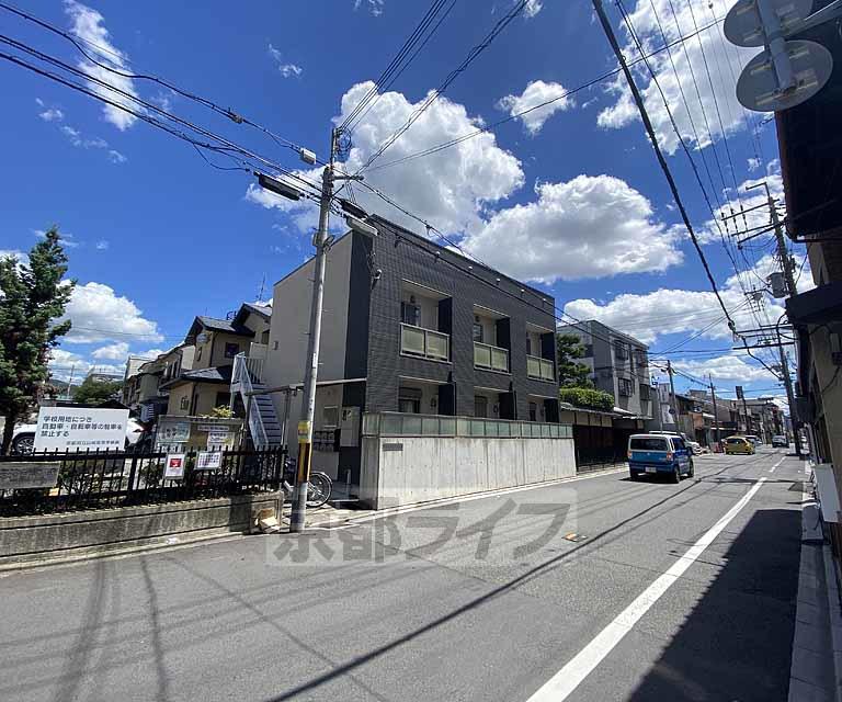 山陰本線 円町駅 徒歩10分 築20年(1K/2階)