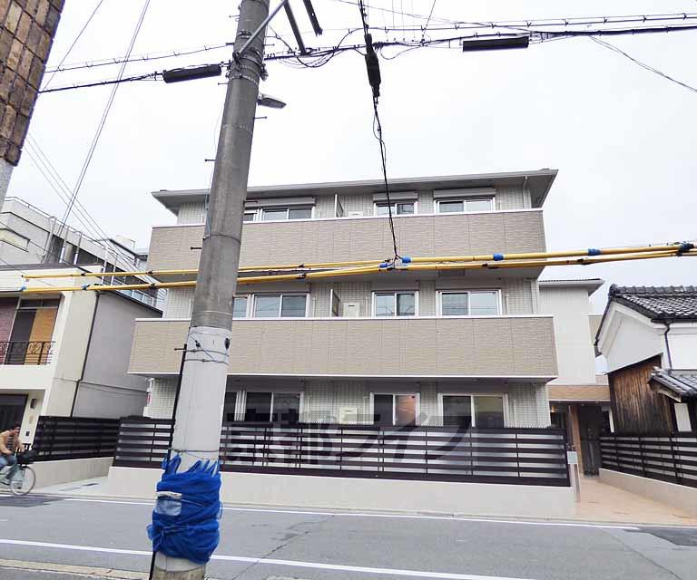 阪急電鉄京都線 西京極駅 徒歩10分 築6年(2LDK/3階)