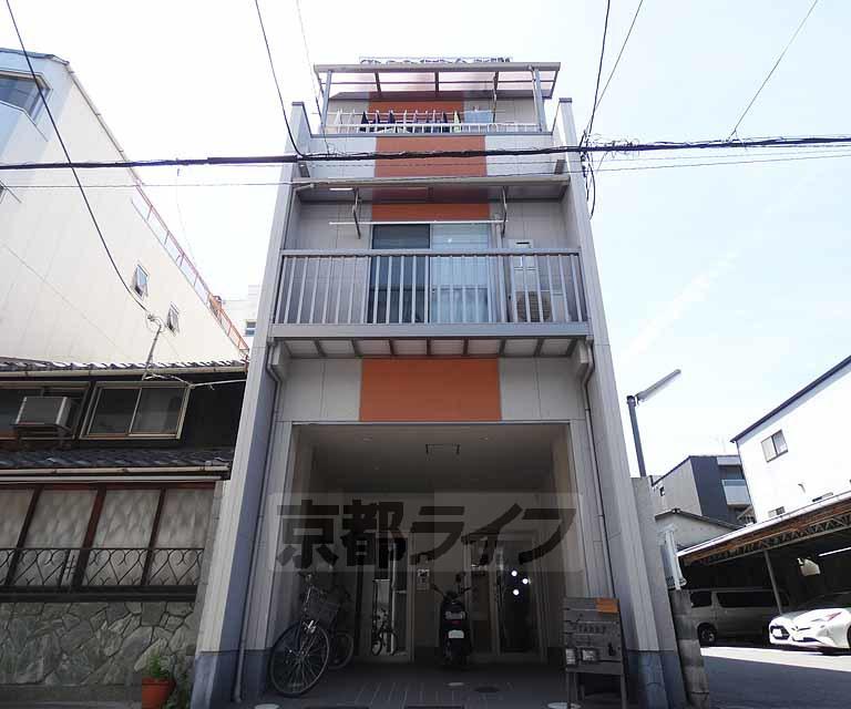 京都市東西線 二条城前駅 徒歩6分 築47年(1K/4階)