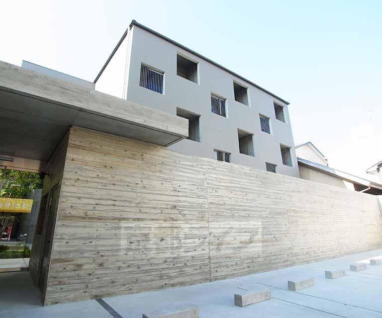 山陰本線 丹波口駅 徒歩10分 築12年(1LDK/1階)