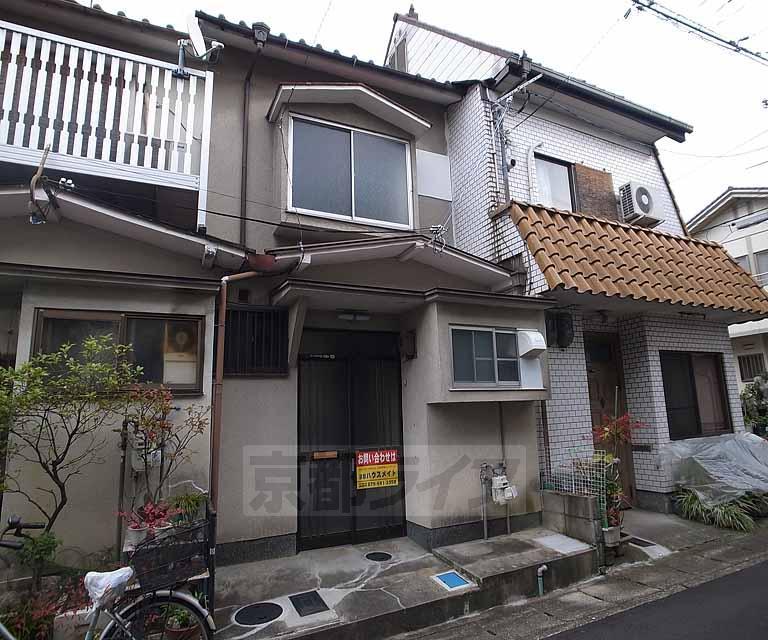 京都市東西線 石田駅(京都市営) 徒歩4分 築62年(3K)