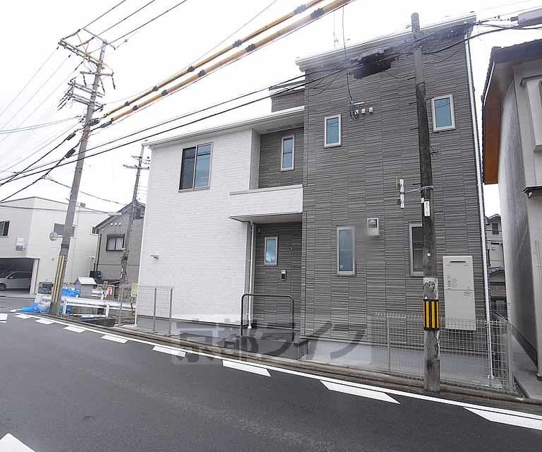 京阪電気鉄道京阪線 中書島駅 徒歩32分 築9年(2LDK)
