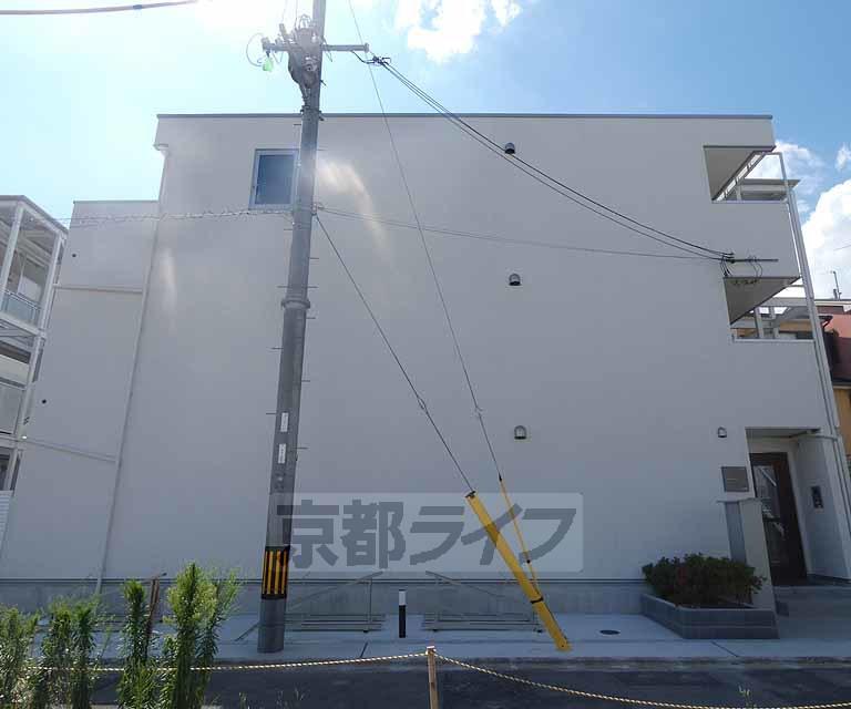 近鉄京都線 伏見駅(京都) 徒歩5分 築8年(1K/1階)