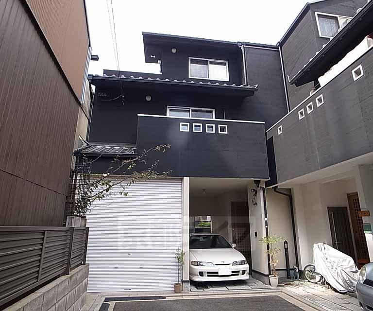 京都市烏丸線 四条駅(京都市営) 徒歩7分 築23年(3SLDK)
