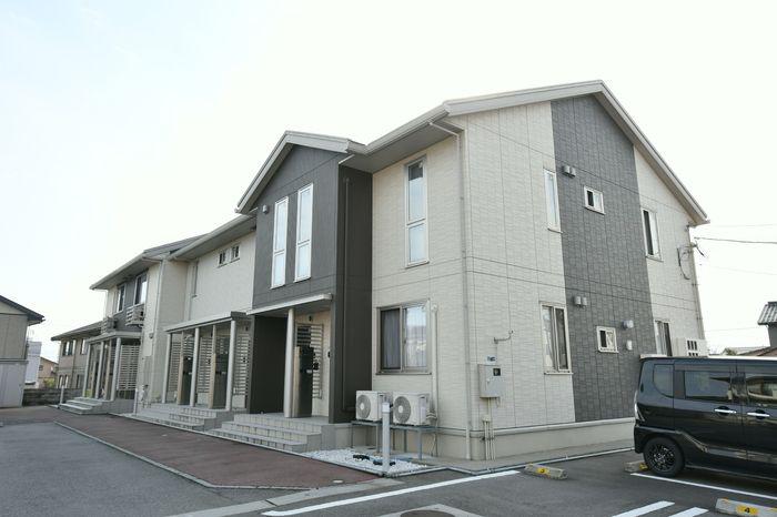 富山地鉄富山港線 蓮町駅(馬場記念公園前) 徒歩5分 築7年(ワンルーム/1階)