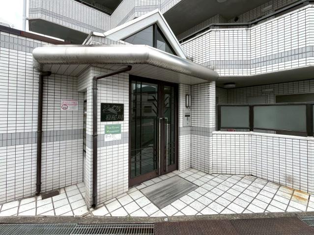 ジョイフル寝屋川(1K/3階)