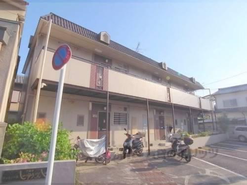 ファミーユ十権寺(2DK/1階)