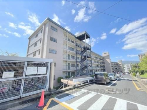 ダイヤハイツ学園前C棟(2LDK/1階)