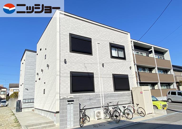 MAISON BLANC(1K/2階)