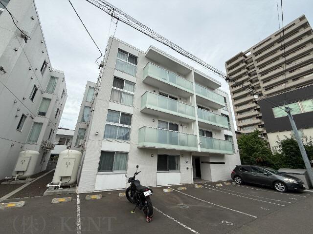 ファーストクラス 南円山FIRST CLASS南円山(2LDK/3階)