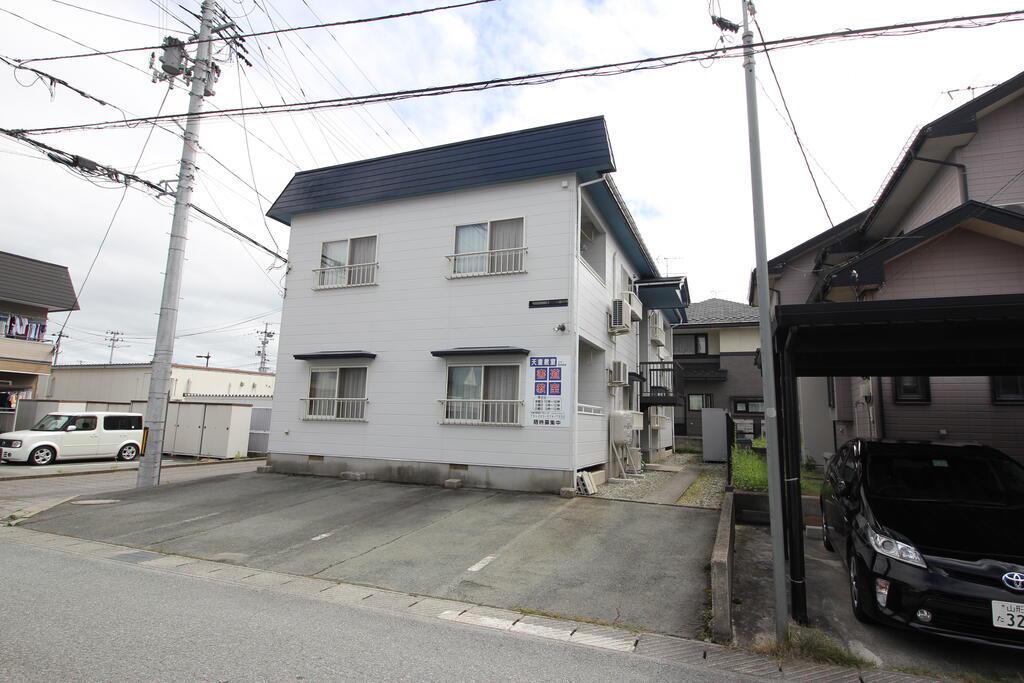 APARTMENT HOUSE(1LDK/1階)