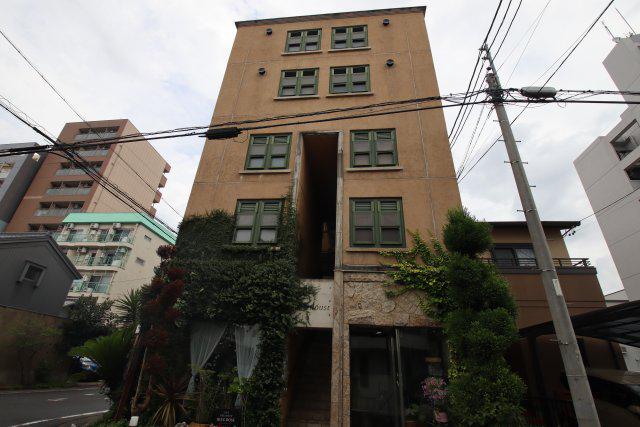 2000HOUSE(2K/4階)