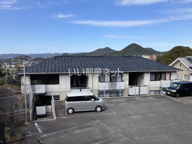 セジュール鳴見ヶ丘(2DK/1階)