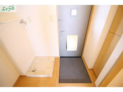 フォーシーズン春(1K/2階)の玄関写真