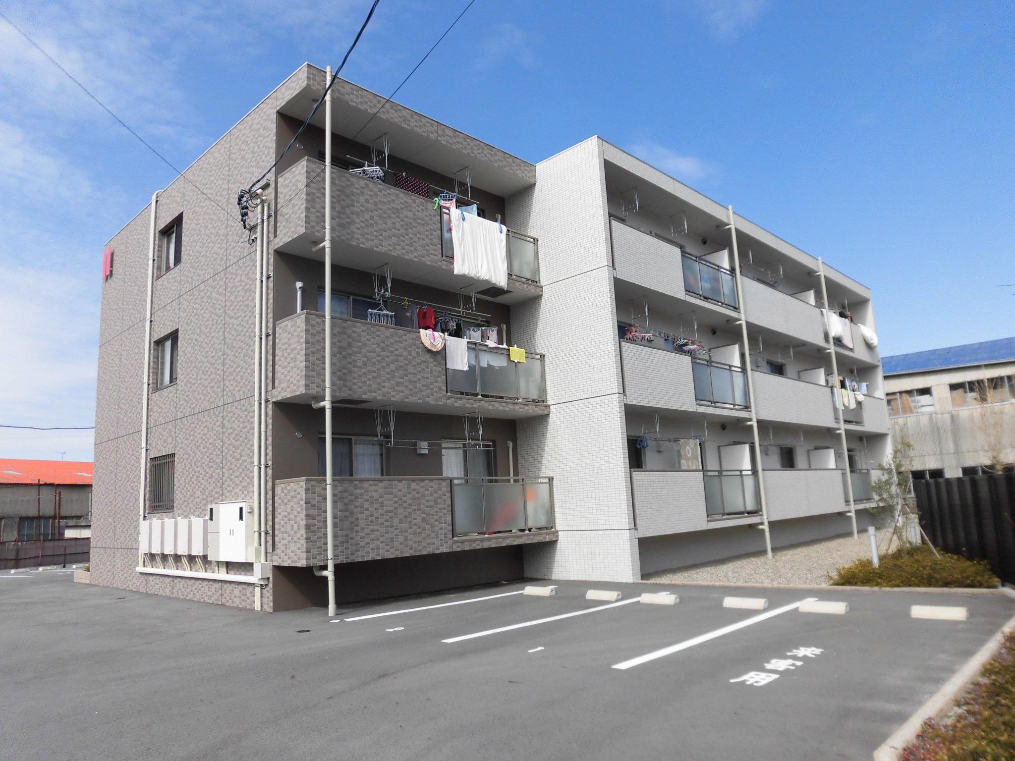 YAMAIWA (2LDK/2階)