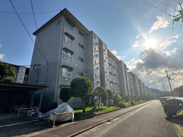 清和台団地16号棟(4DK/4階)