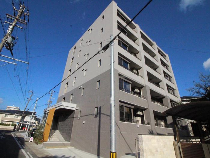 FAMILLE CENTRE(2LDK/2階)