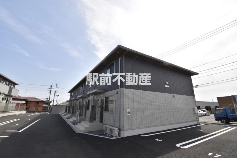 ロイヤルタウン上峰 C(2LDK/1階)