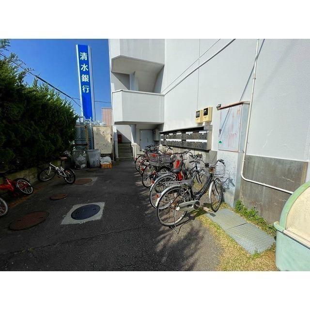 共栄マンションNO.2(ワンルーム/1階)の外観写真