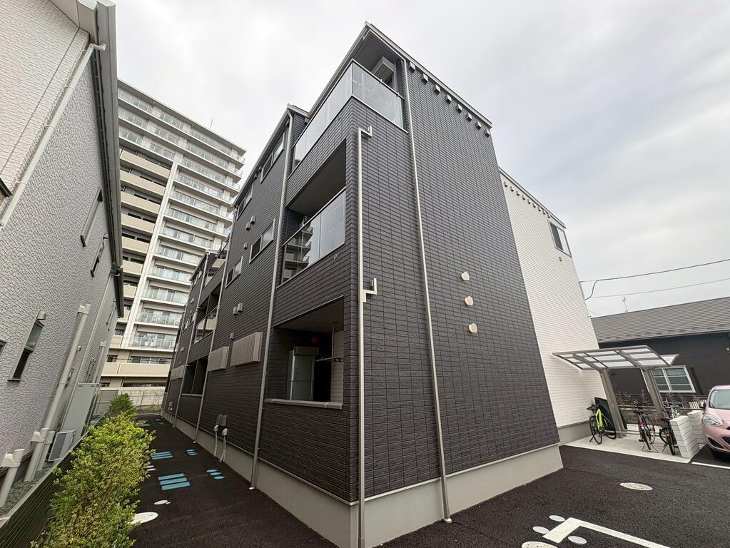 JR東北本線 南仙台駅 徒歩6分 築2年(1LDK/1階)