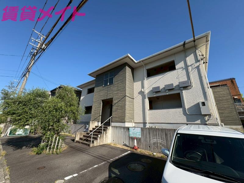 LOFT PLUS(1K/2階)