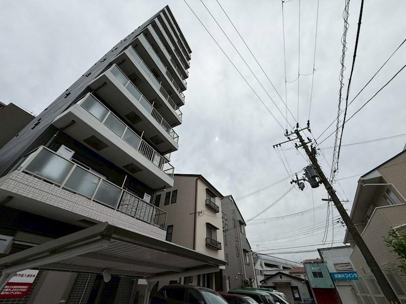ワールドアイURBAN GATE(1K/8階)