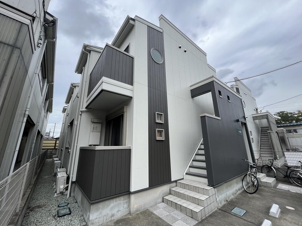 クレフラスト幸町D(1K/1階)