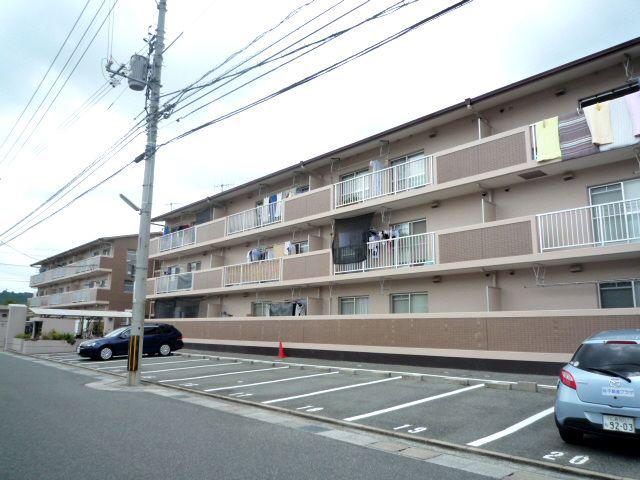 DOマンションB(2LDK/1階)