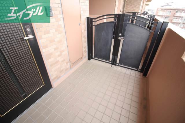 LINX(2LDK/2階)の外観写真