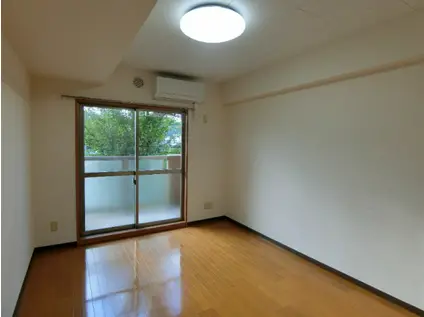 ルラシオン高尾(1K/2階)の外観写真