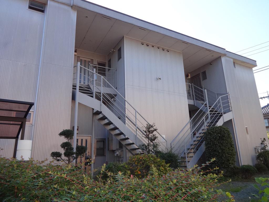 フィーネス壱番館(1LDK/2階)