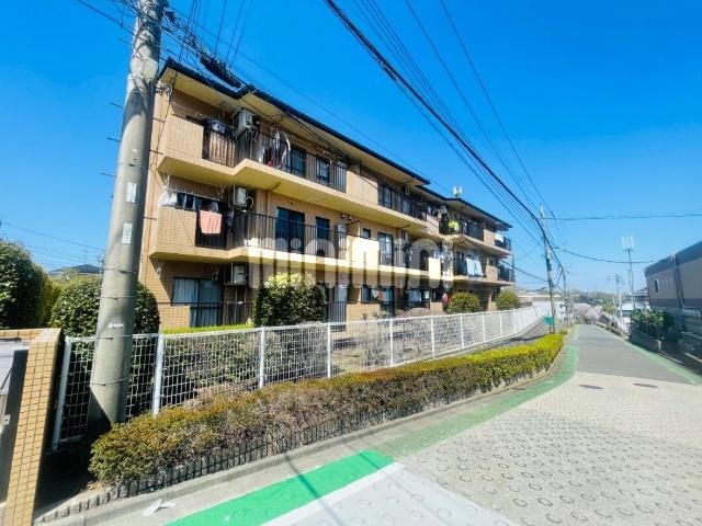 オークビレッジE館(3DK/2階)
