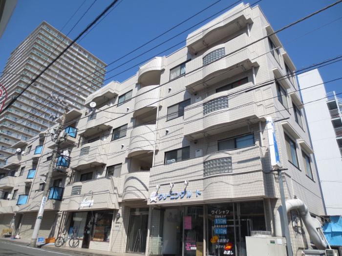 サクセス八日町(2DK/3階)