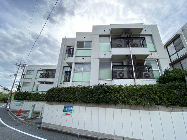 ホワイエ甲子園(1K/3階)