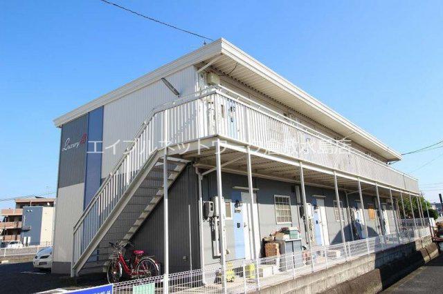 ラクシュリーマンションC棟(2DK/1階)