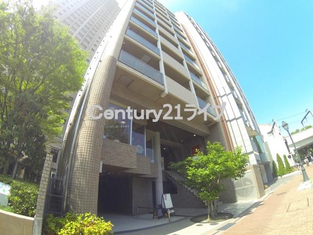 ロイヤルメゾン宝塚(1K/6階)