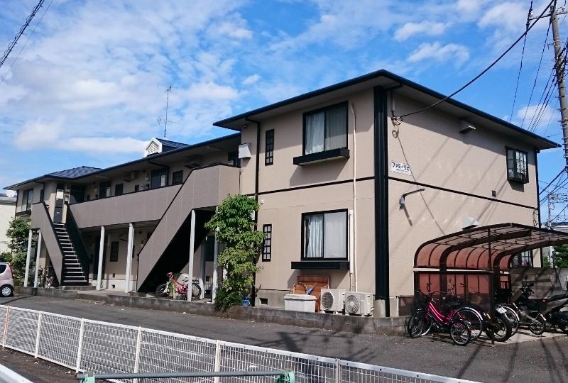 ファミーリェ(2DK/2階)