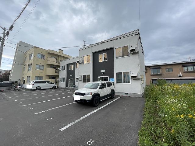 ELLE9条通 A・B(1LDK/2階)