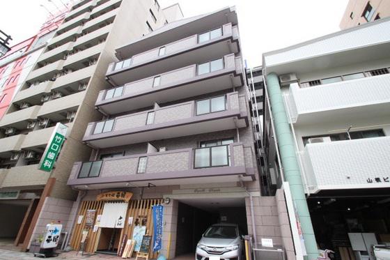 ファミーユ倉田(1K/4階)
