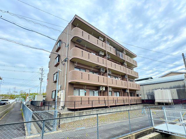 LA RIVIERE(2LDK/3階)