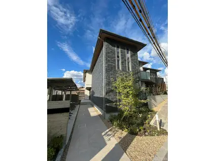 LATOUR桃山(2LDK/1階)の外観写真