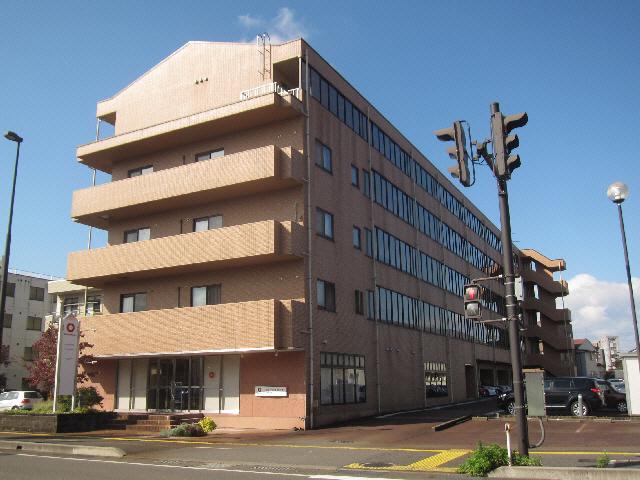 ロイヤルプレイス010(3LDK/4階)