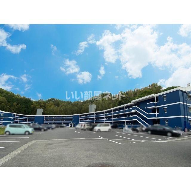 リルームス寒田A棟(1K/3階)