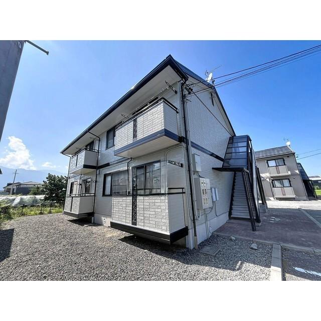 カーサポルエーラC棟(2K/1階)