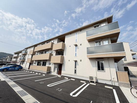 エレガンス パレス(1LDK/3階)