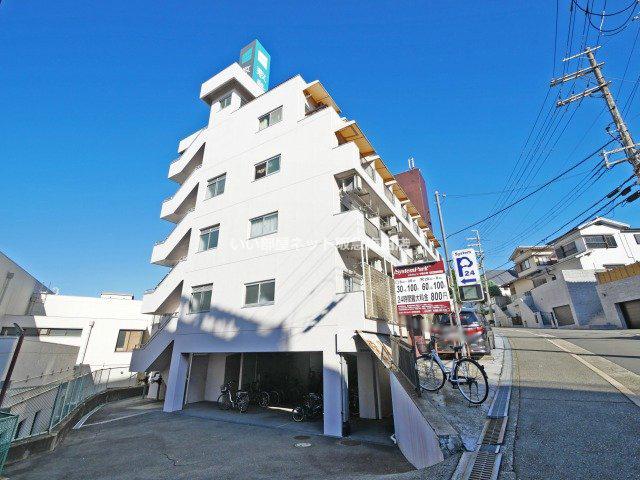 ユニバーサルコート柴原(1K/4階)