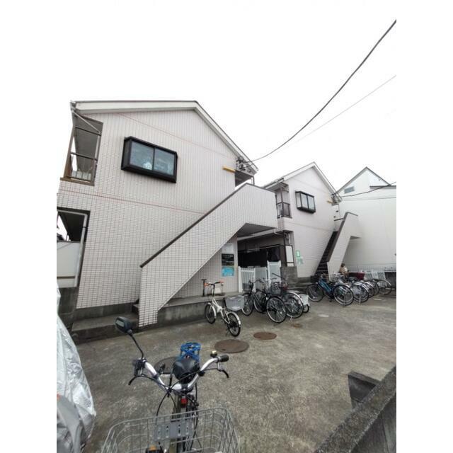シャルマン氷川(1K/2階)
