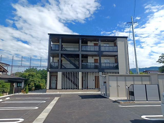 フェレーザ本町(1K/2階)