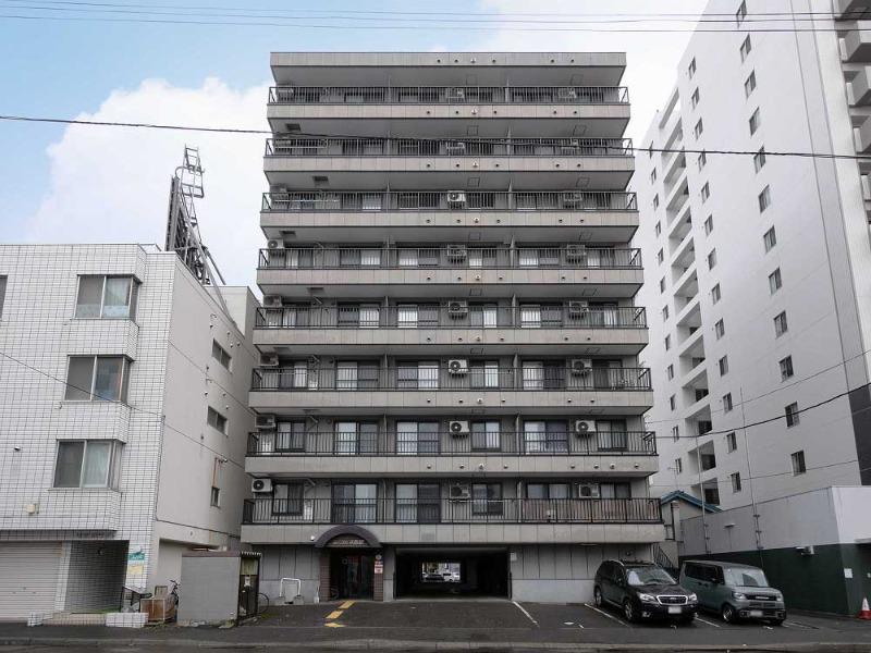 ルーブル4条館(1K/8階)