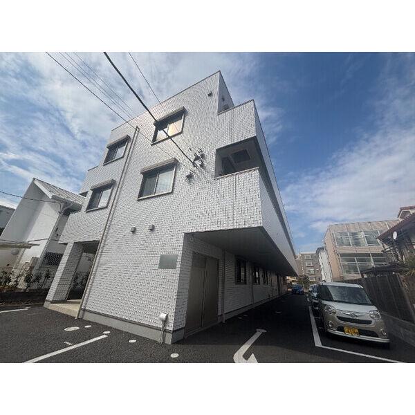 ファミリア一番館(2LDK/3階)